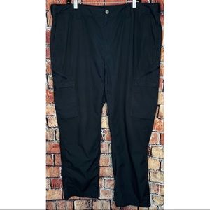 Lands’ End Delta Airlines Work Men’s Size 42 Black Flat Front Cargo Pants